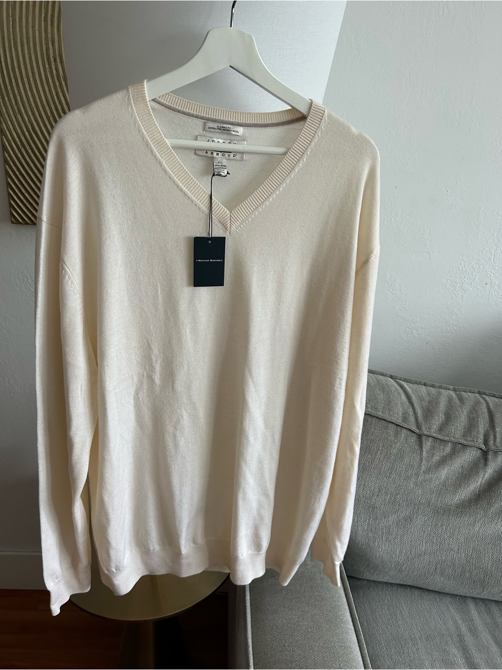 Joseph Abboud Extra Fine Merino Wool Sweater Cream V-Neck Preppy Old Money
